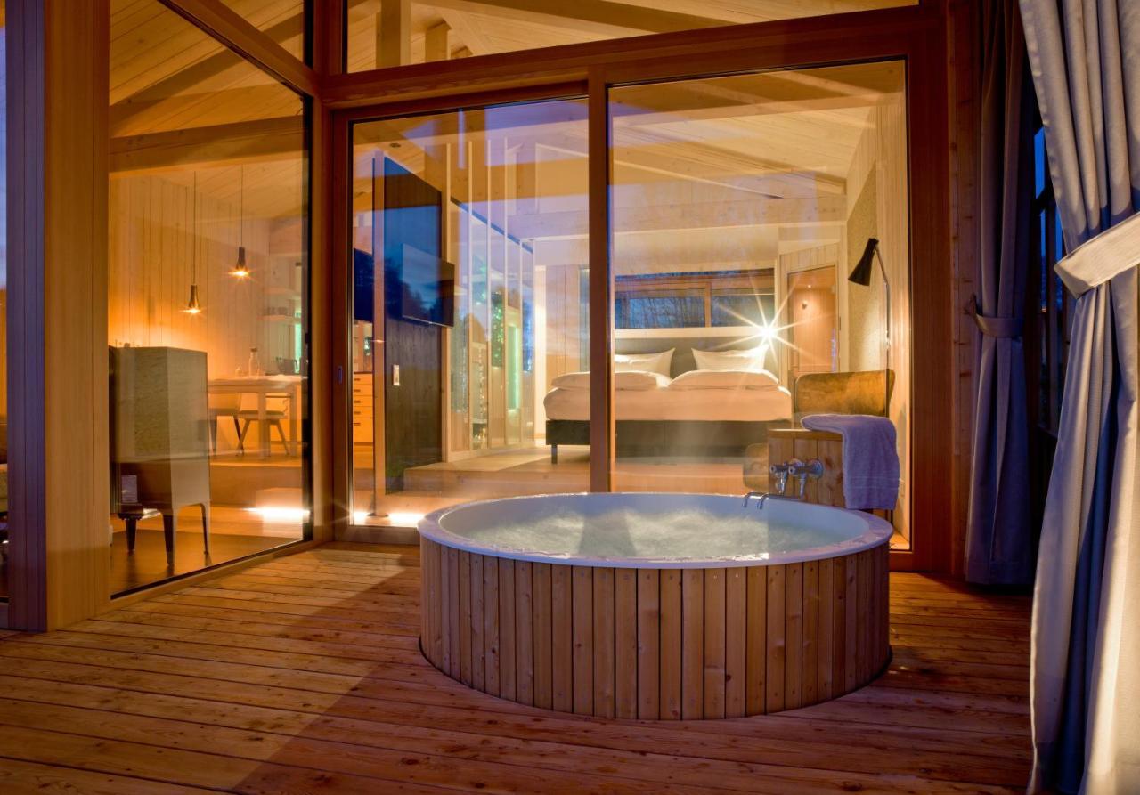 Naturhotel & Chalets Euler Neuschönau エクステリア 写真