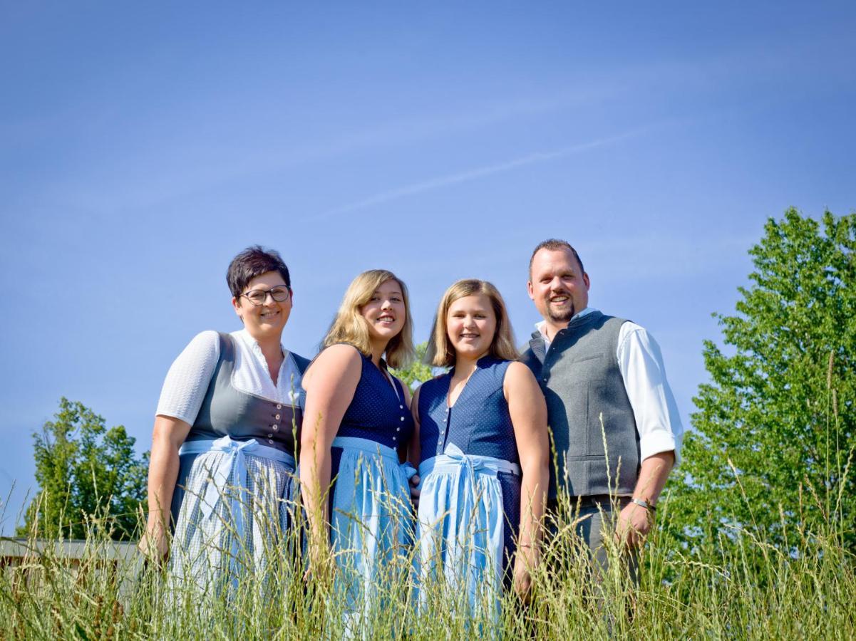 Naturhotel & Chalets Euler Neuschönau エクステリア 写真