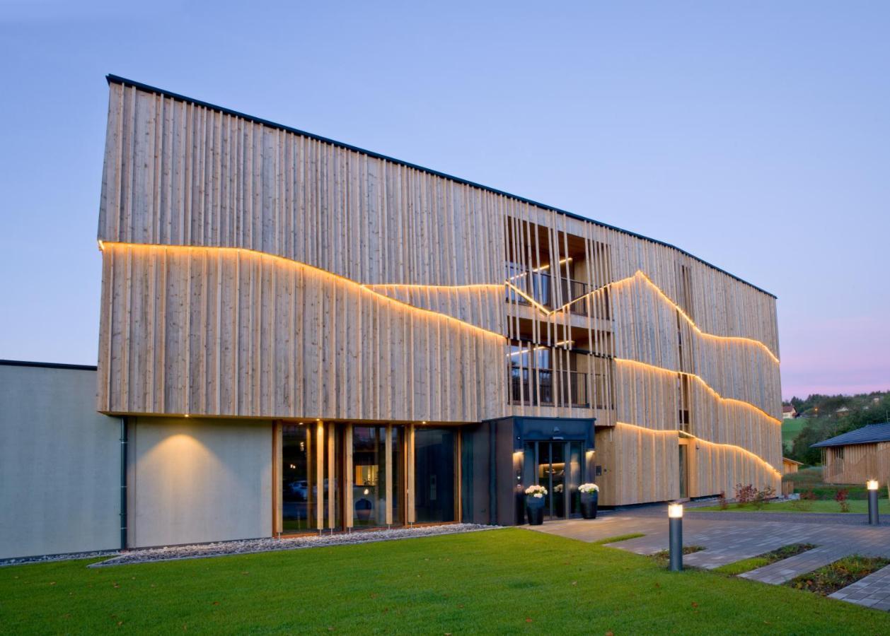 Naturhotel & Chalets Euler Neuschönau エクステリア 写真